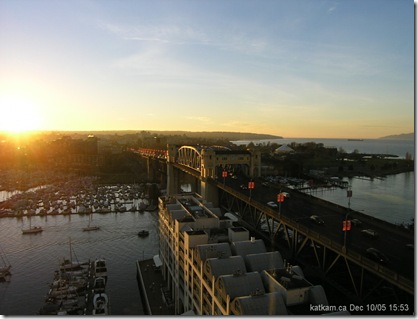 VancouverWebcam_sunset_10-12-2005