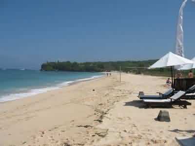 Geger Beach, The Neglected Beauty