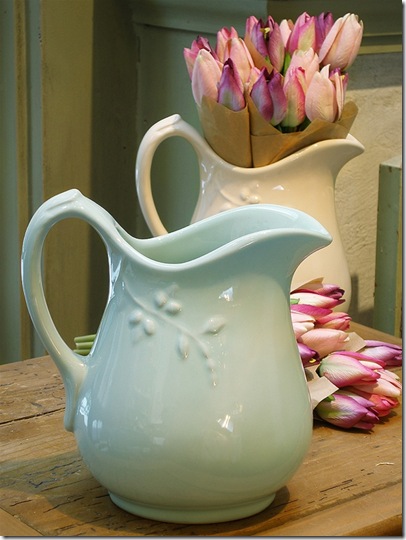 FloweringVinePitcher.poshchicago.com