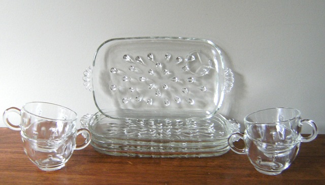 [vintage1950'steardropglssnackset.jwhite2.etsy[5].jpg]