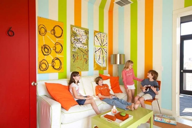 [BrightStripebungalow.jeanallsopp[3].jpg]