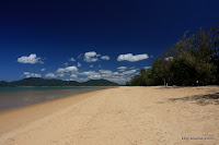 2009_08_28 Kurimini beach 001.jpg