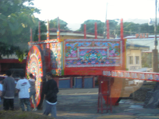 http://lh3.ggpht.com/_8HHneBilb78/Rfuyt2mcafI/AAAAAAAAAwY/PlwX1JvKky4/DSCN4806.JPG