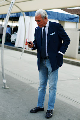 61510FadedJeans_1653Web.jpg