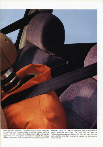 volkswagen_vento_1992_011.jpg
