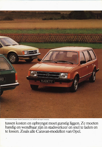 opel_caravan_1982_03.jpg