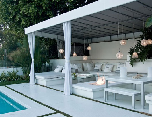 Luxury Hillcrest House Architecture Design Mid Century Residence - Outdoor Living Area luxury home design mid century residence