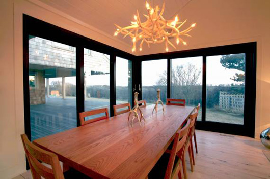 family beach house dining room ideas