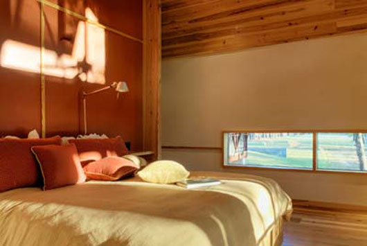 interior decorating ideas wooden master bedroom