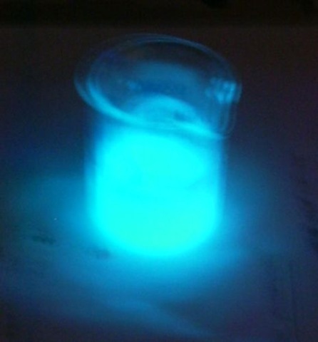 [pintura-fotoluminiscente-azul-fosforescente-photoluminescent-glow-in-the-dark[4].jpg]