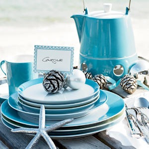 [Christmas blue tablescapes by coastal livng[4].jpg]