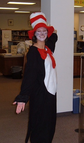 [Jennifer the Cat in the Hat[2].jpg]