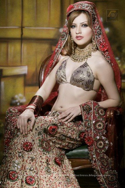 Collections of mirchi actress<br />
