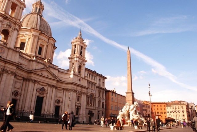 [Roma0236.jpg]