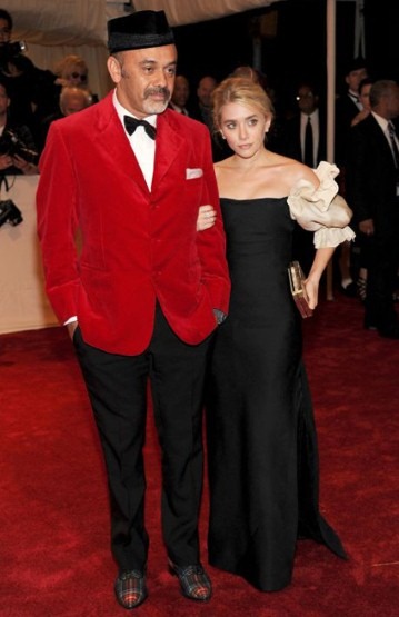 [CHRISTIAN LOUBOUTIN & ASHLEY OLSEN (DIOR)[2].jpg]