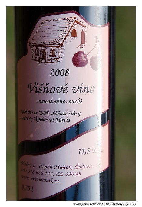 [visnove_vino_manak_2008[5].jpg]