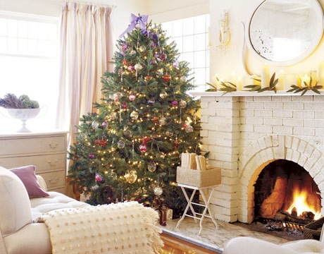 [Living-room-Christmas-Vachon-HTOURS1205-de[4].jpg]