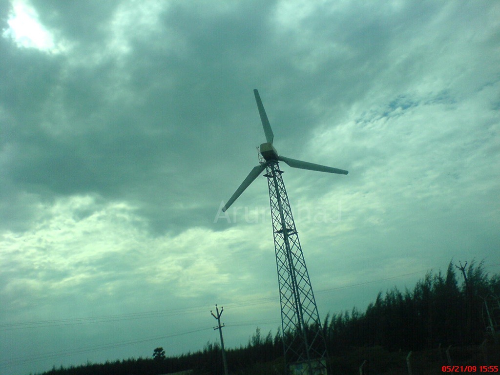 [Wind[2].jpg]