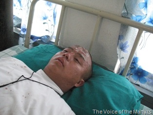 [Injured priest 2[3].jpg]