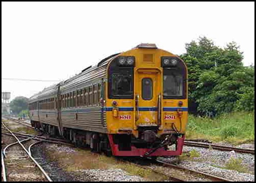 قطار في تايلاند thailand train قطار في تايلاند thailand train