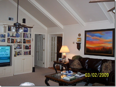 Den sofa with painting Den sofa with painting