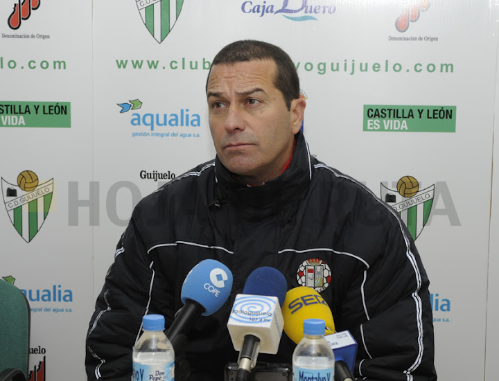 Tomé, en la sala de prensa del Municipal de Guijuelo