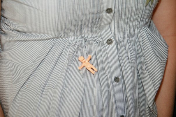 [plastic-baby-belly[3].jpg]
