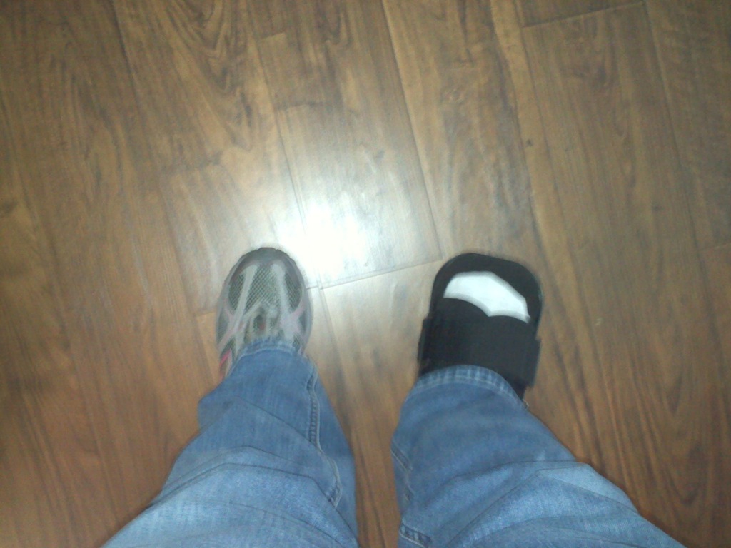 [on 2 feet[4].jpg]