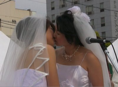 [casamento_lesbicas[4].jpg]