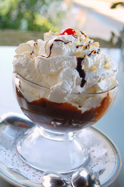 Ice Cream Sundae. YUMM-O!