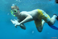 Tuukka snorkling at Pulau Rengis IMG_2617.JPG