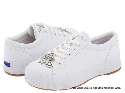 Chaussure addidas:chaussure-530334
