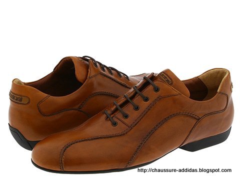 Chaussure addidas:chaussure-528518