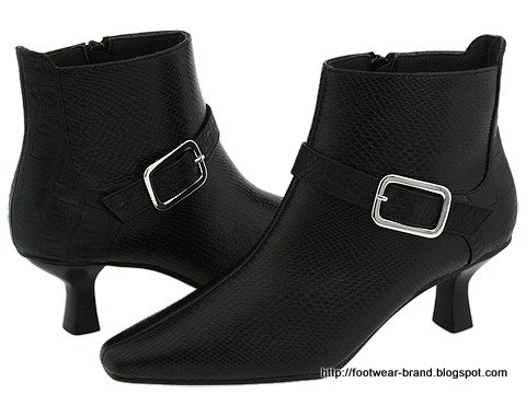 Footwear-brand:brand-180538