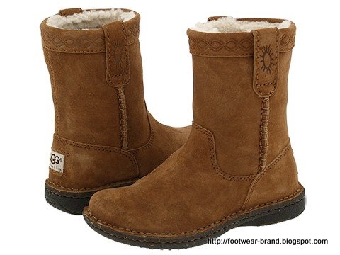 Footwear-brand:footwear-180335