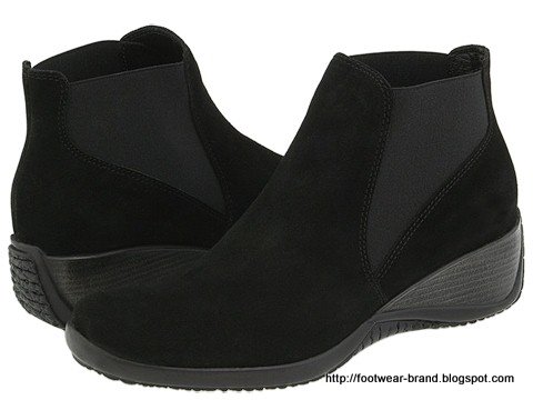 Footwear-brand:CHESS180805