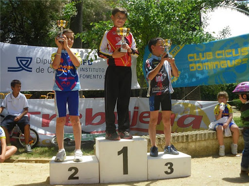 &Aacute;ngel Cabrera en el podium