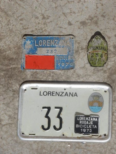 Placas