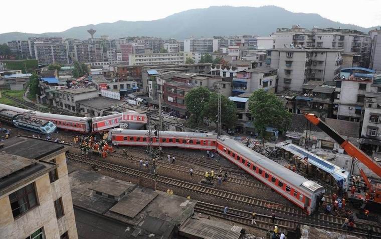 Trains collide in china