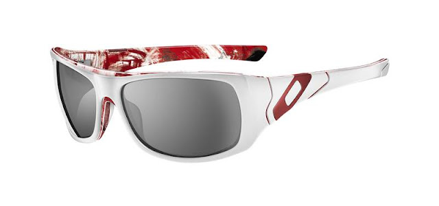 Oakley Edição Limitada Devil’s Brigade | OAKLEY Oakley Edição Limitada Devil’s Brigade foto | OAKLEY