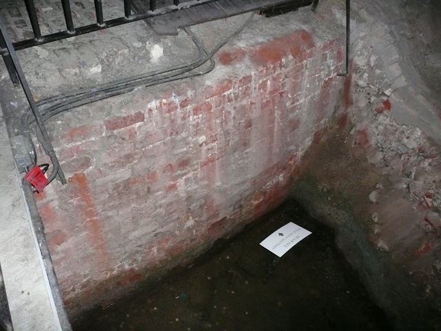 [P10308542.jpg]