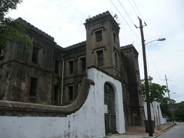 [P10309382.jpg]