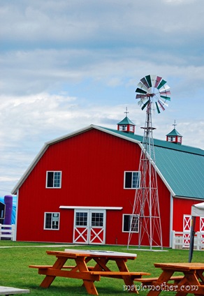 barn