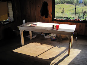 La mesa sin asientos