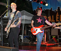 Art Alexakis (Left - Guitar) and Sam Hudson (Right - Guitar) Art Alexakis (Left - Guitar) and Sam Hudson (Right - Guitar)