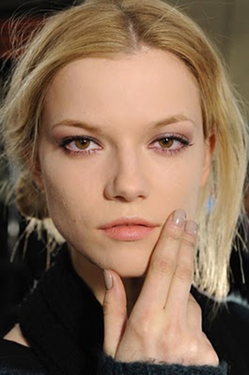 Marc Jacob  Nail 4