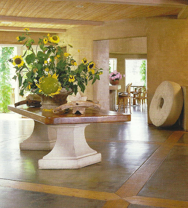 auberge lobby.jpg