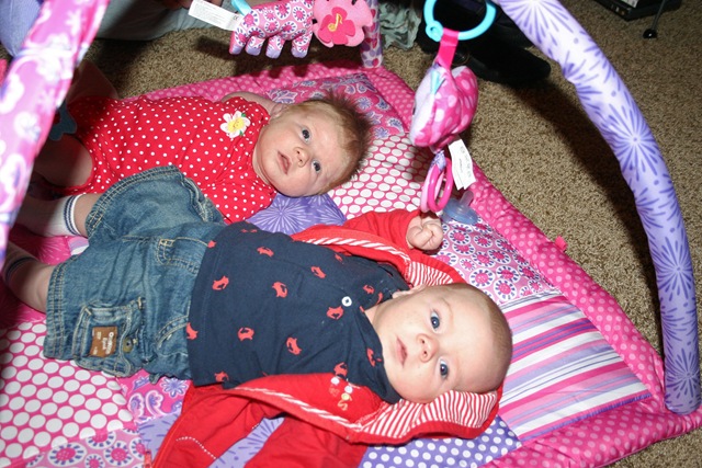 [Houston - Sydney and Dean on the floor[3].jpg]