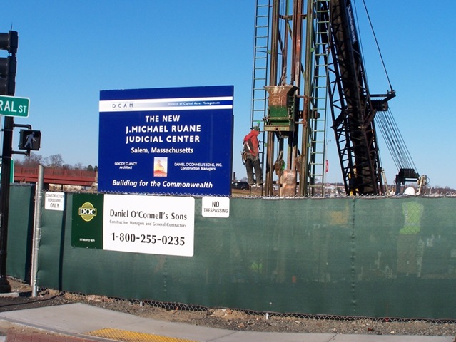 [Pile Driving Courthouse Site[3].jpg]