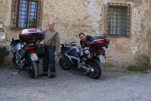 [010 - 2007 Giugno - Toscana (2)[5].jpg]